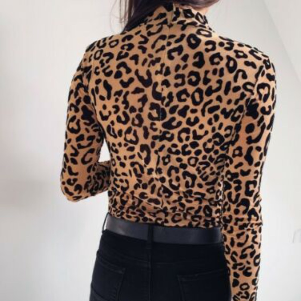 Leopard Top - Picture 2 of 5